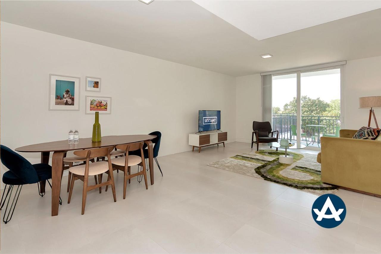 Roami At Grove 27 Appartamento Miami